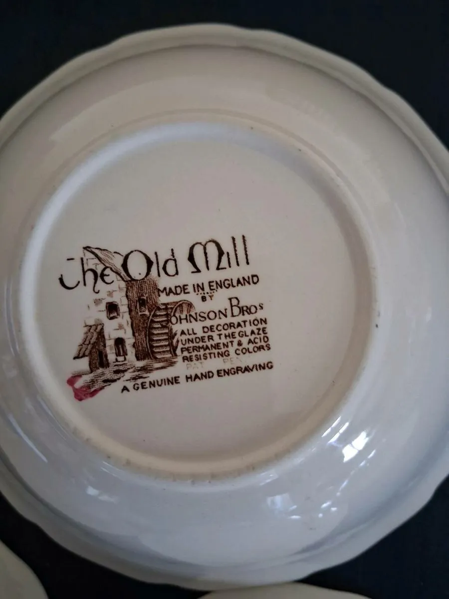 Johnson Bros Old Mill Bowl's & Serving Plate - Image 3