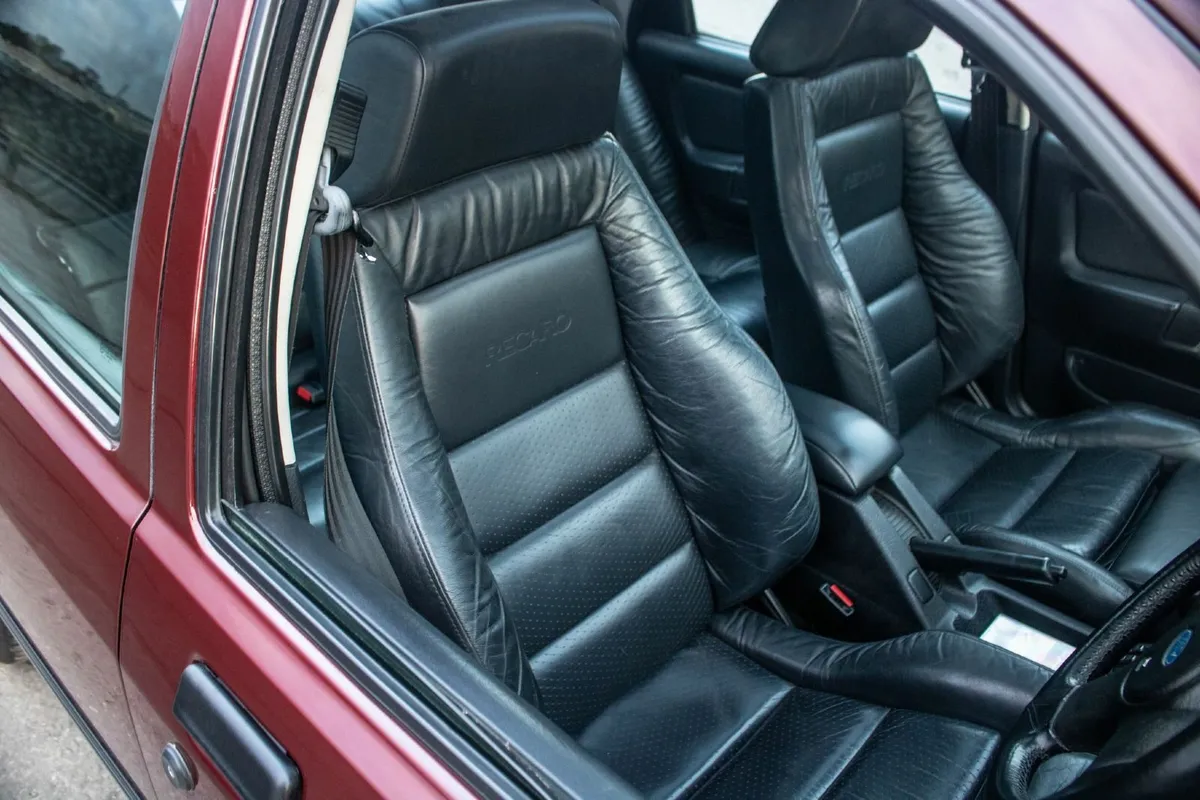 1990 Ford Sierra Sapphire RS Cosworth 4x4 - Image 2