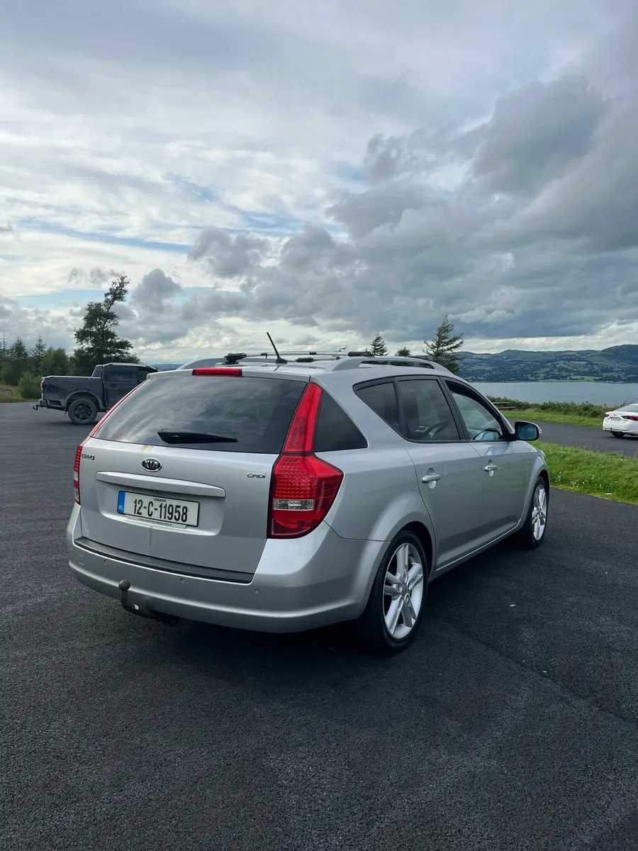 Kia Ceed 2012 - Image 4