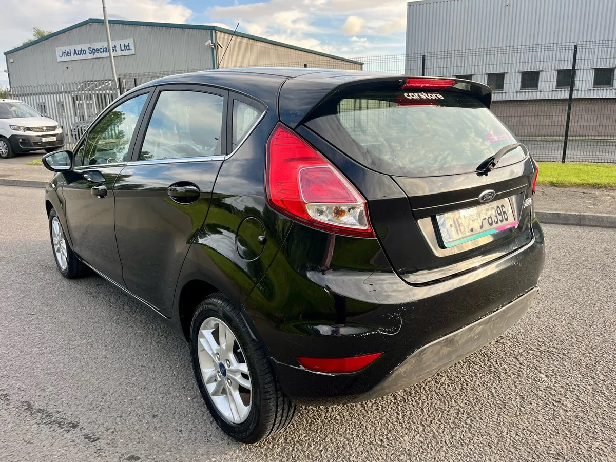 2016 Ford fiesta auto - Image 2