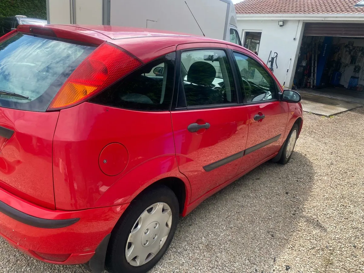 Ford Focus 2004 Petrol - Image 4