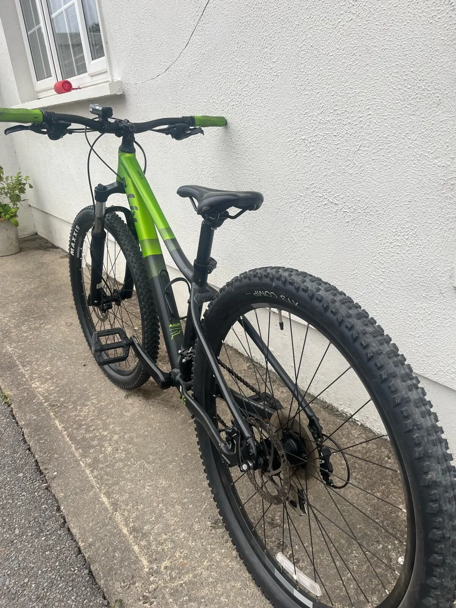 Liv Tempt 3 Mountain Bike – 27.5” Open to offers - Image 3