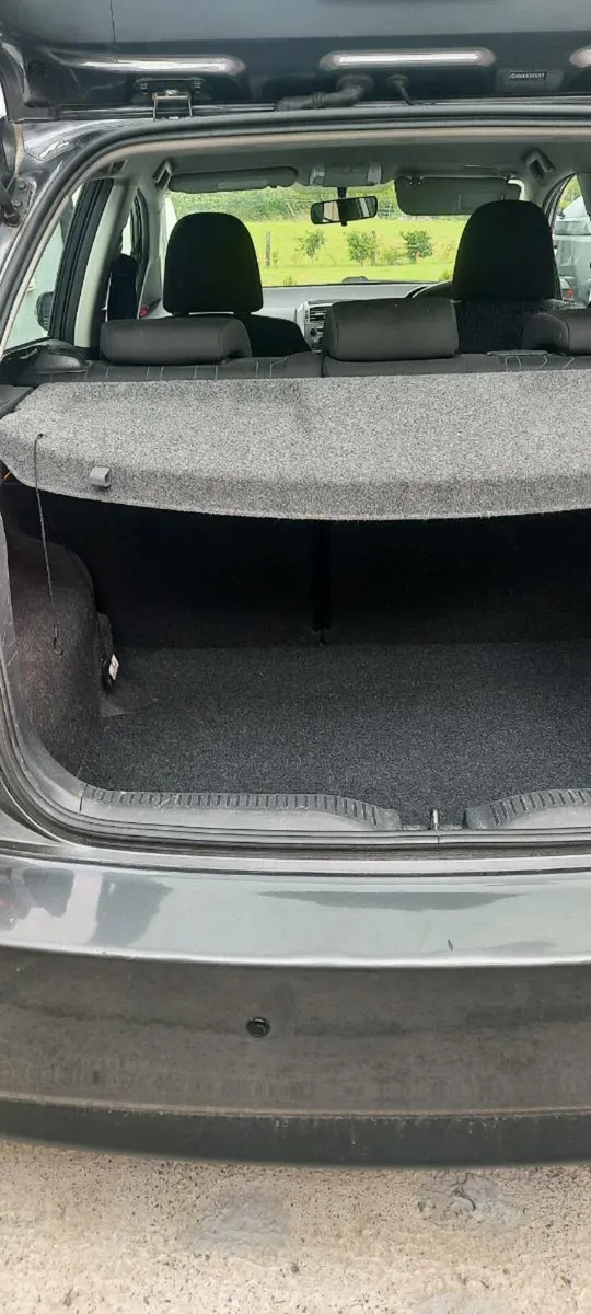 Toyota Auris - Image 4