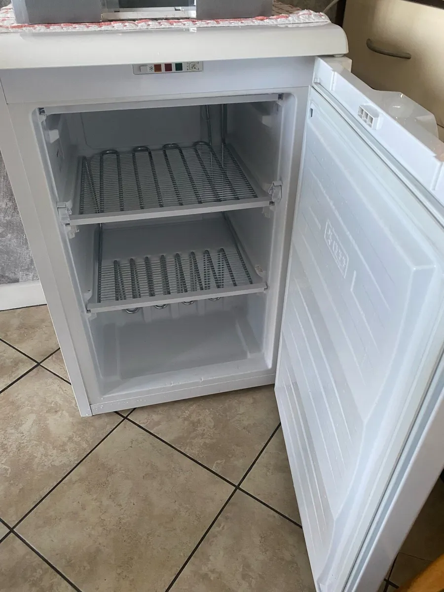 Freezer - Image 2
