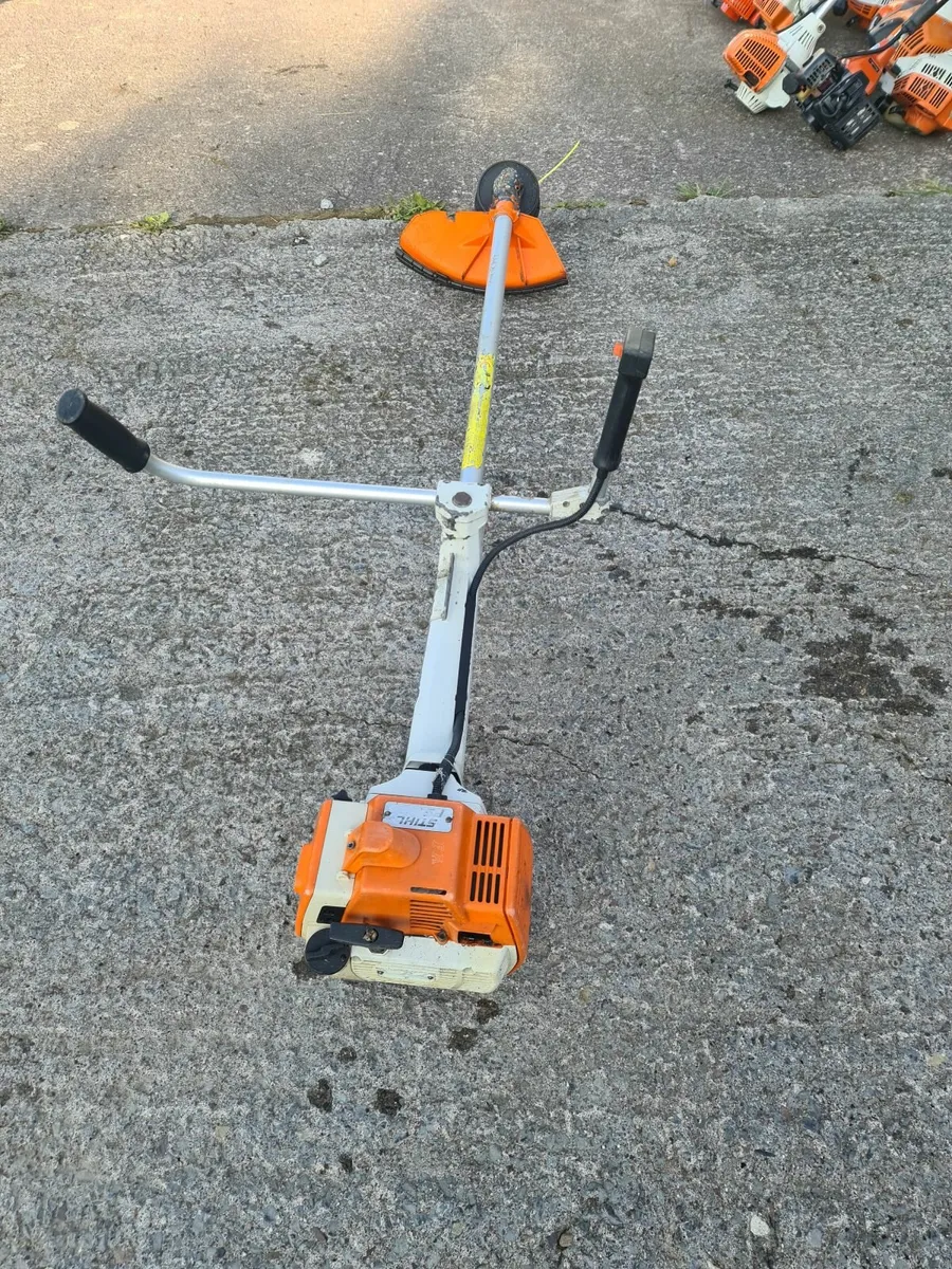 Chain saw - Image 2