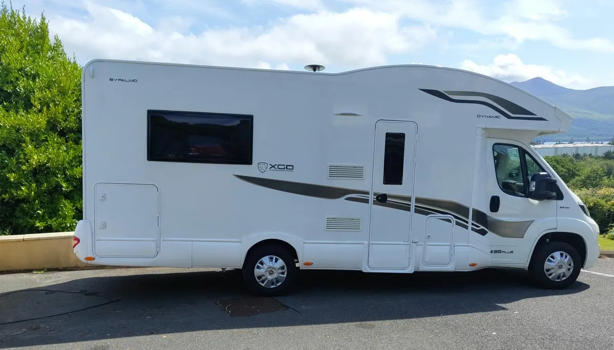 campers - Image 1