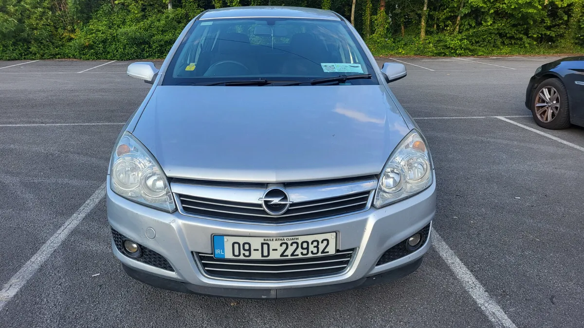 Opel Astra 2009 1.4 petrol - Image 2