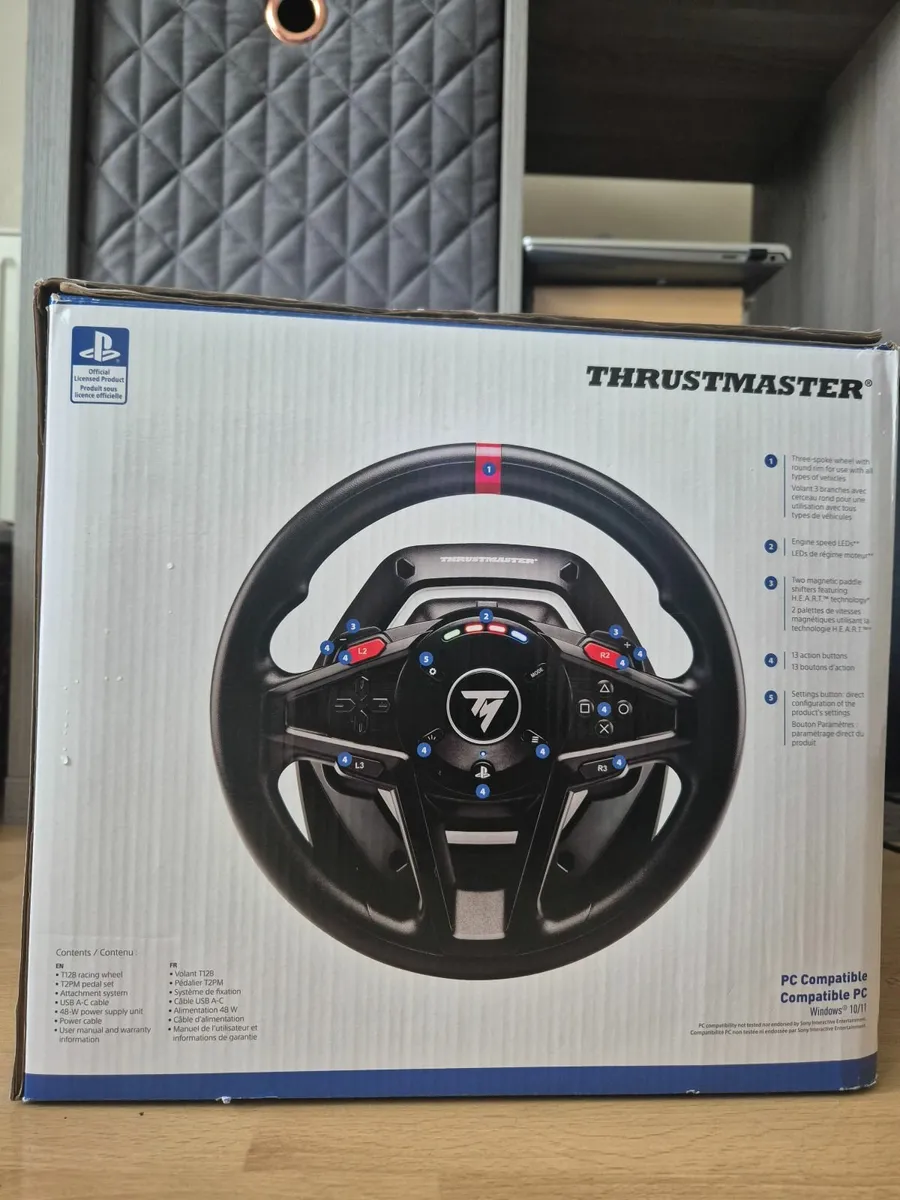 Playstation steering wheel - Image 1