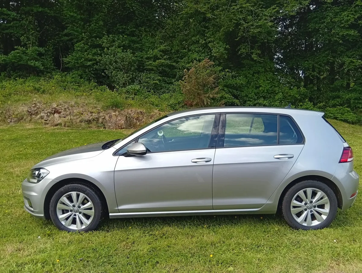 Car - Image 3