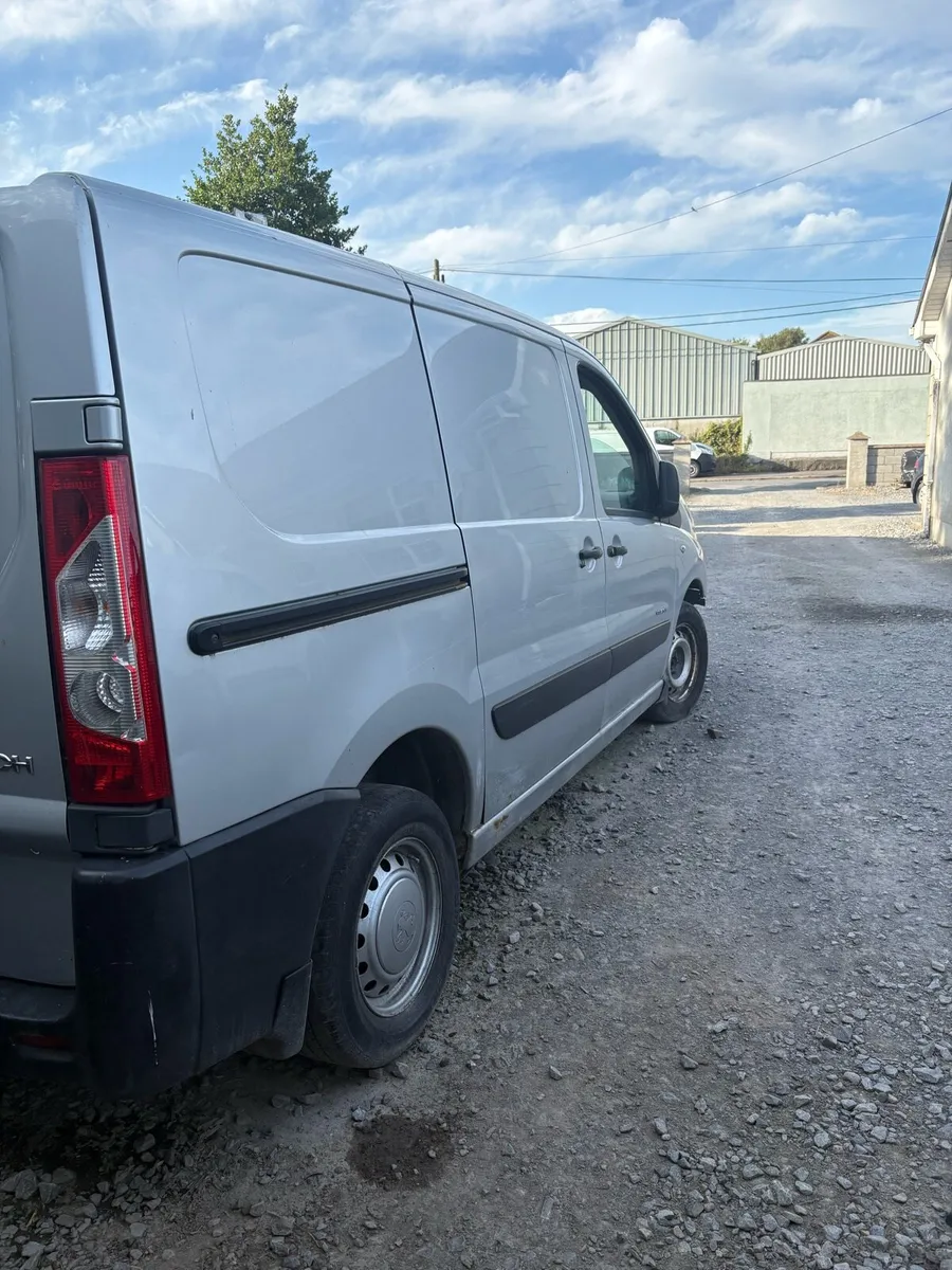 2011 Peugeot Expert - Image 1