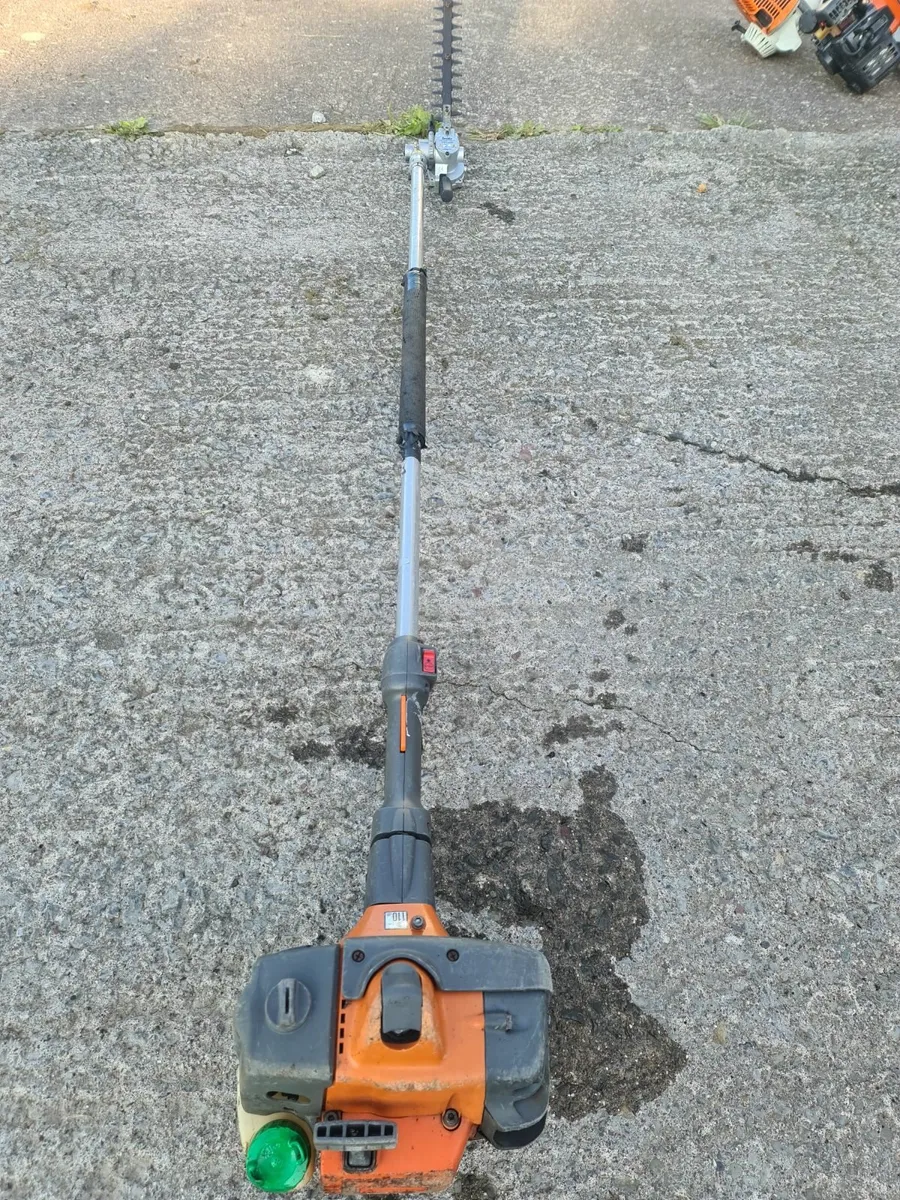 Chain saw - Image 4