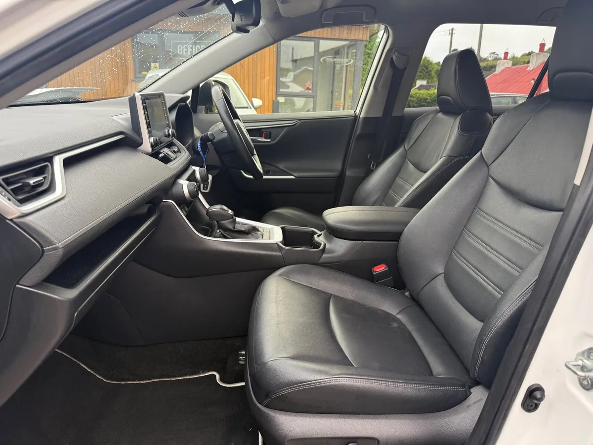 2022 Toyota Rav 4 2.5 VVT-i Hybrid Excel 5drCVT2WD - Image 3