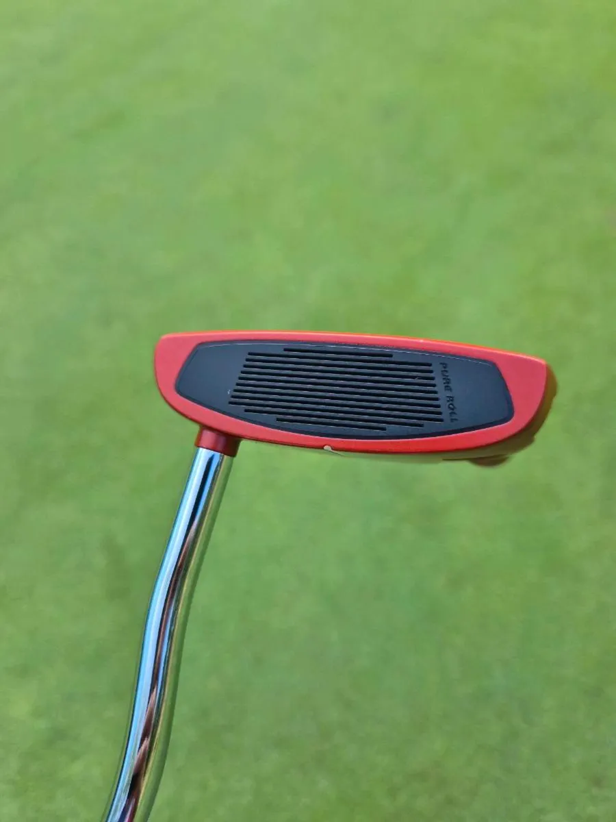 Taylormade Spider Red - Image 3