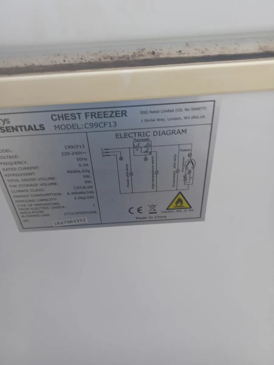 Chest  freezer 99L - Image 4