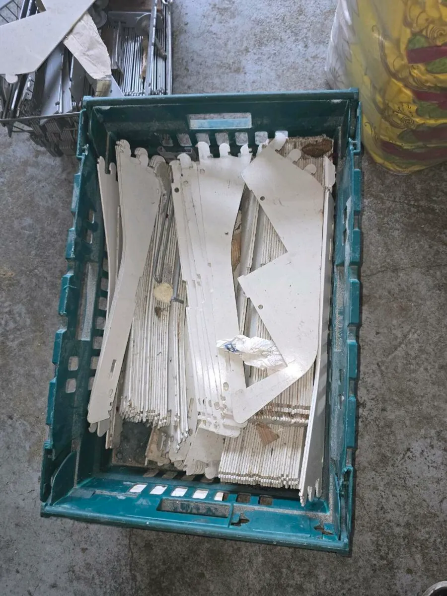 Shelves for sale - Image 4