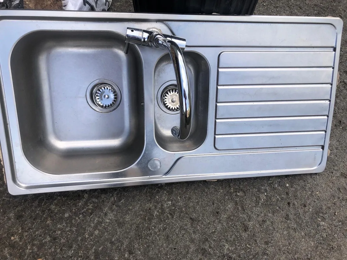 Sinks - Image 1