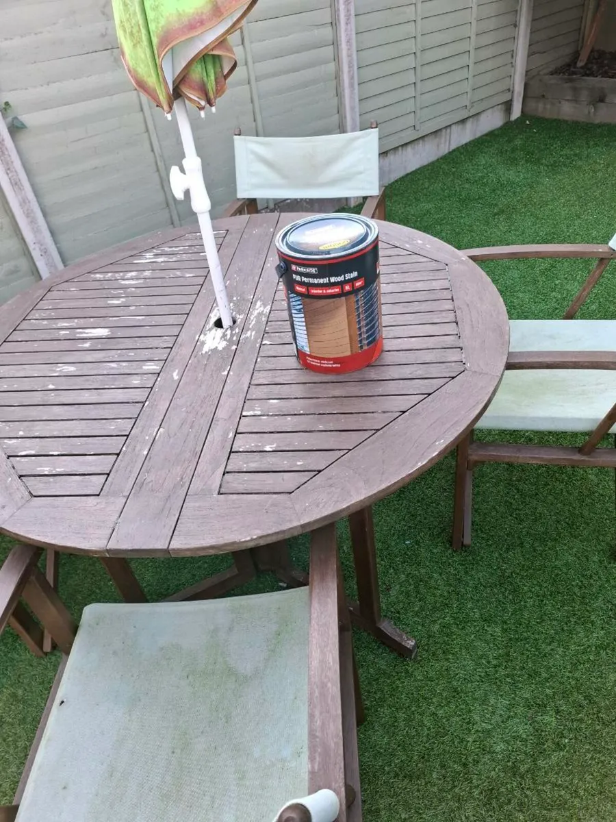 Garden table and Chairs - Image 2