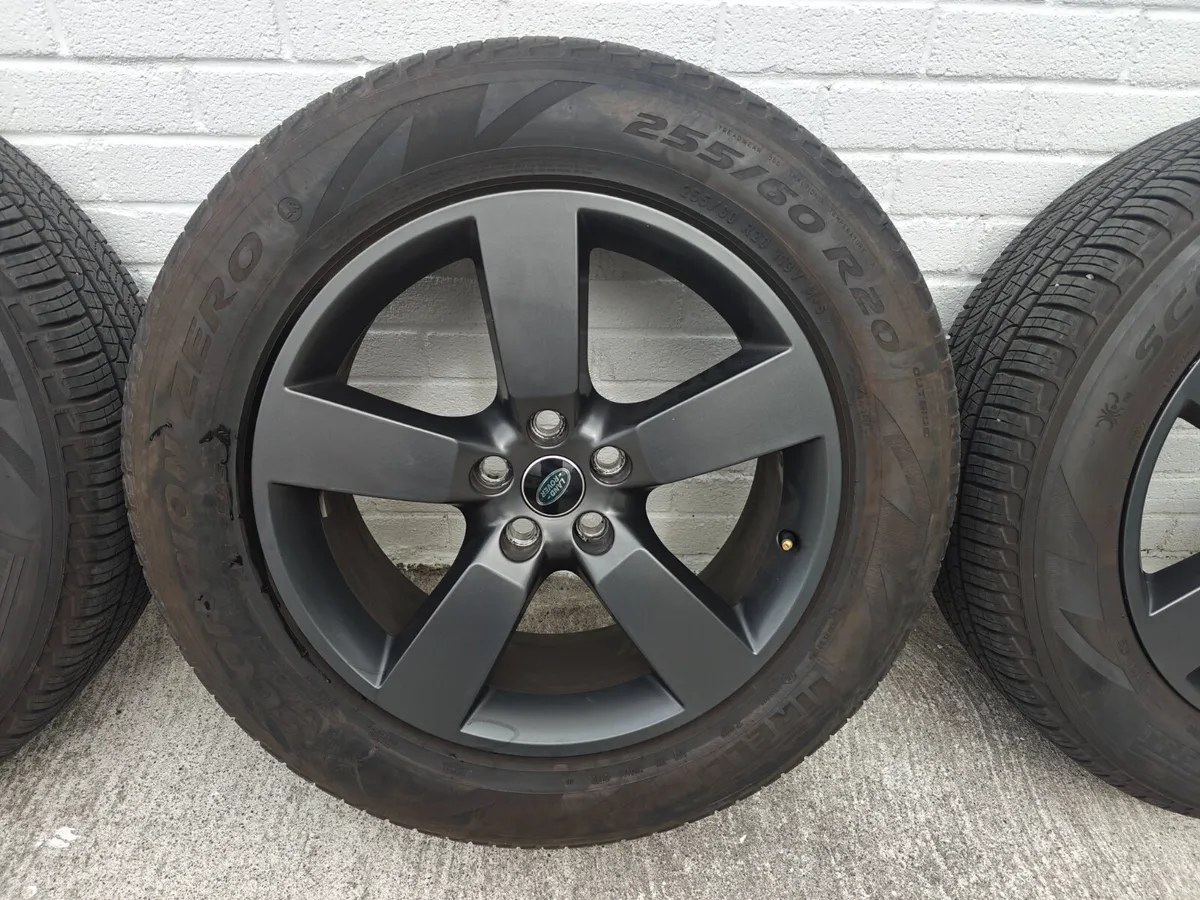 Land Rover Defender OEM 20" wheels - Image 4