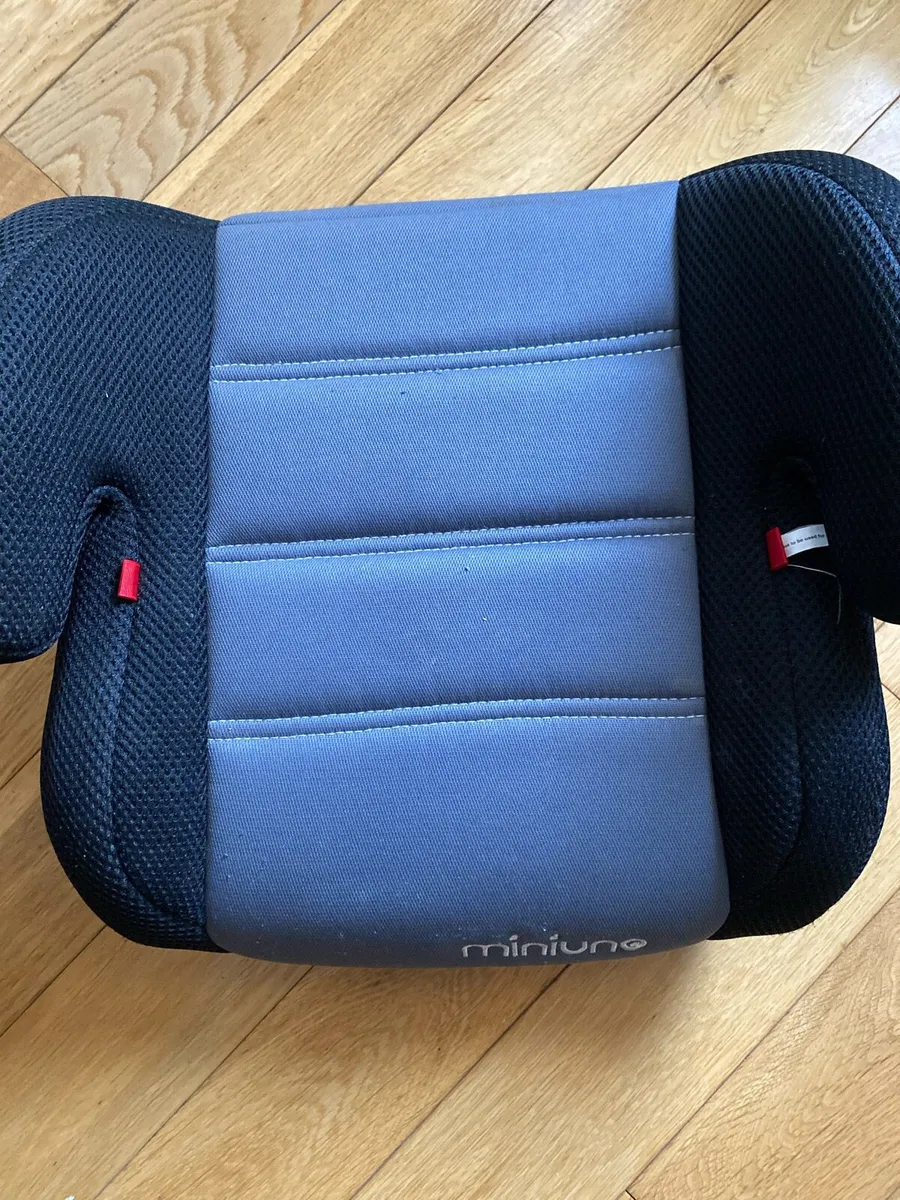 Child’s booster seat