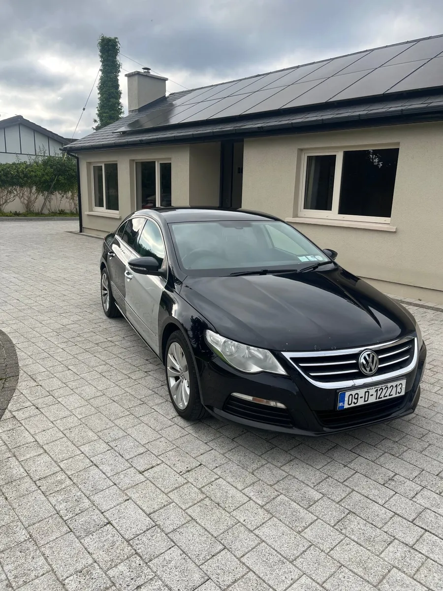 2009 Passat CC 2.0 L Diesel - Image 1