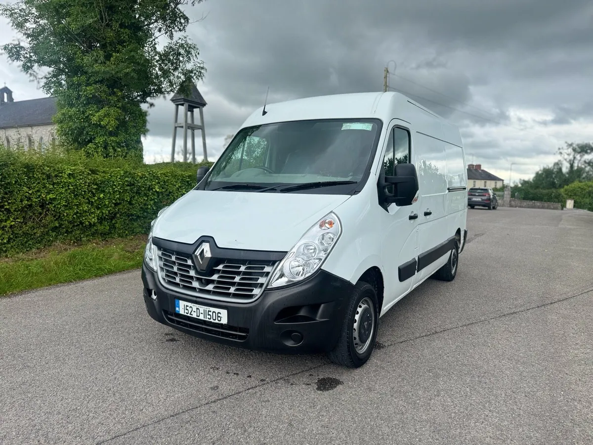 2015 Renault Master - Image 1