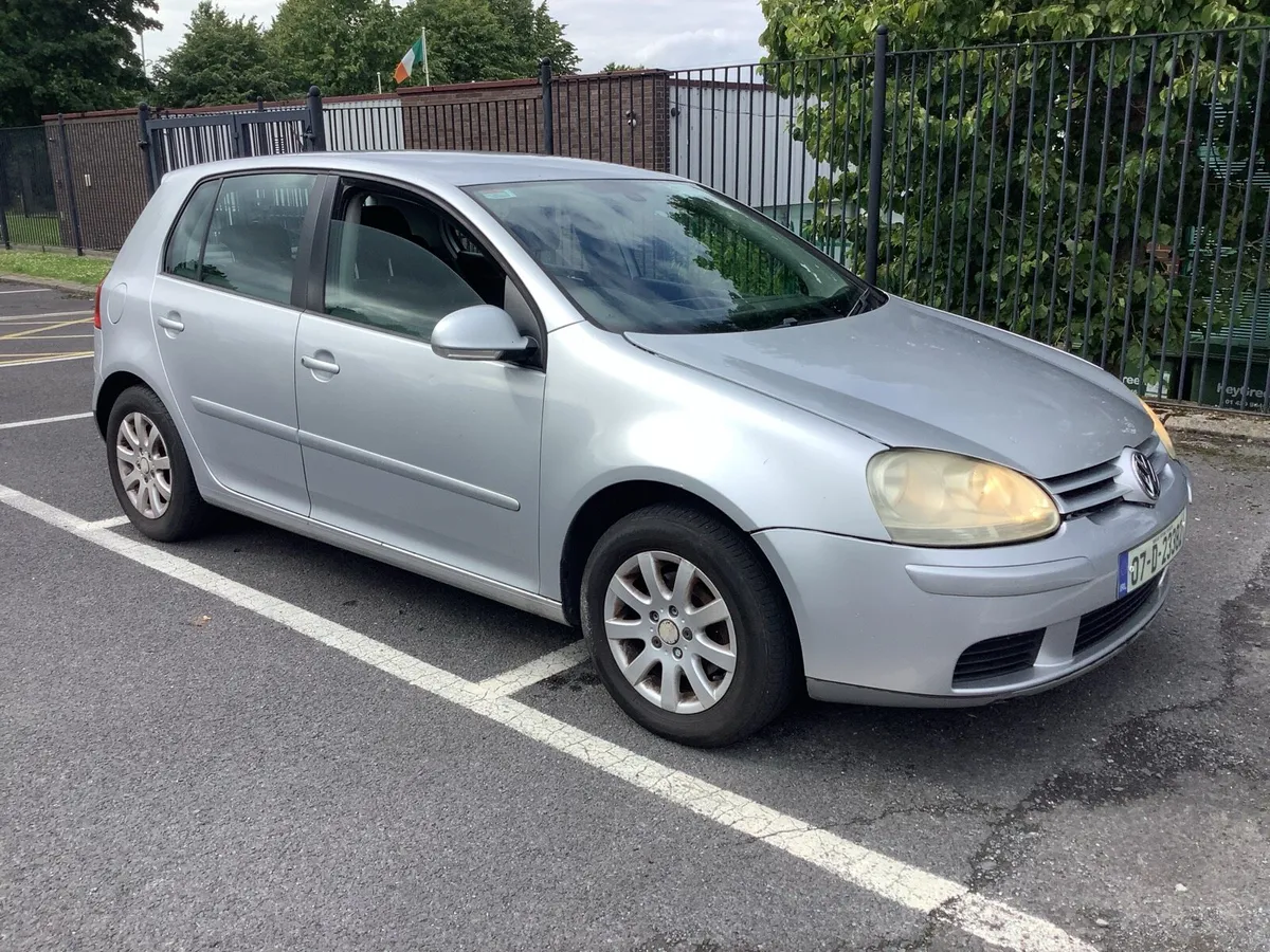 VOLKSWAGEN GOLF 1.4 COMFORTLINE - Image 1