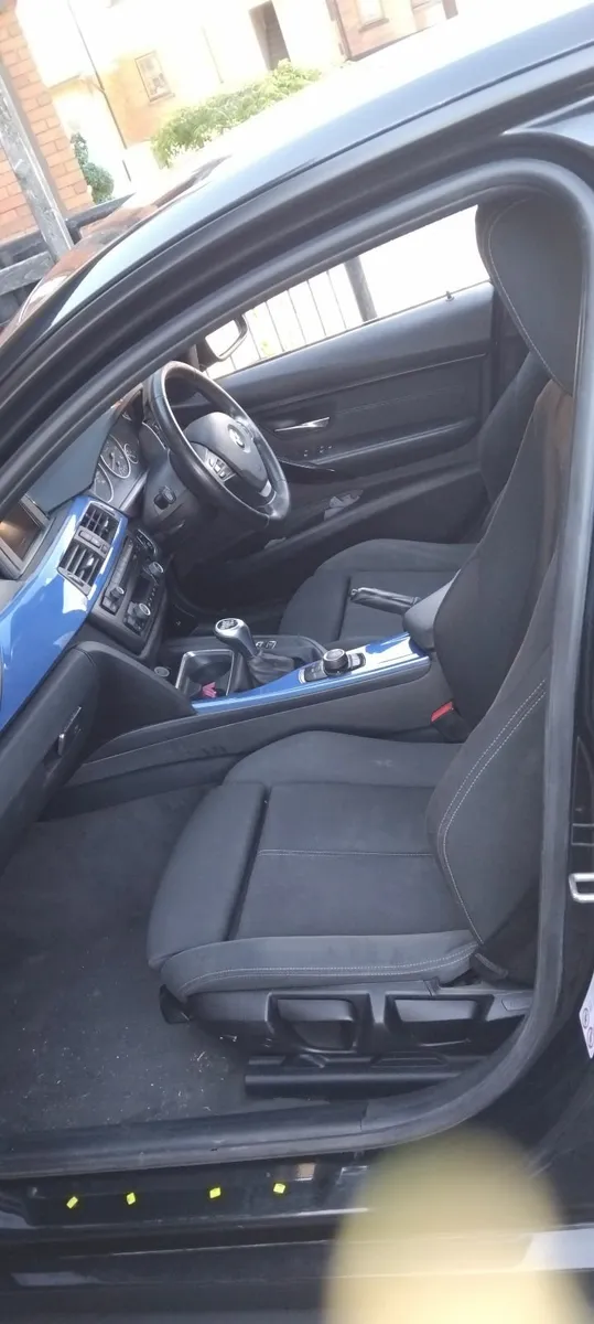 BMW f30 320d - Image 2