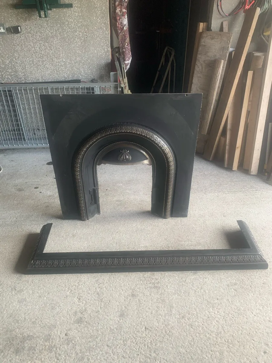 Fireplace Insert and Fender