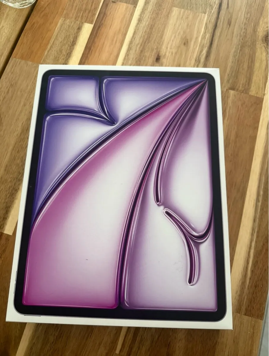 iPad Air 13" (M2) Wifi + 5G 256GB violett - Image 1