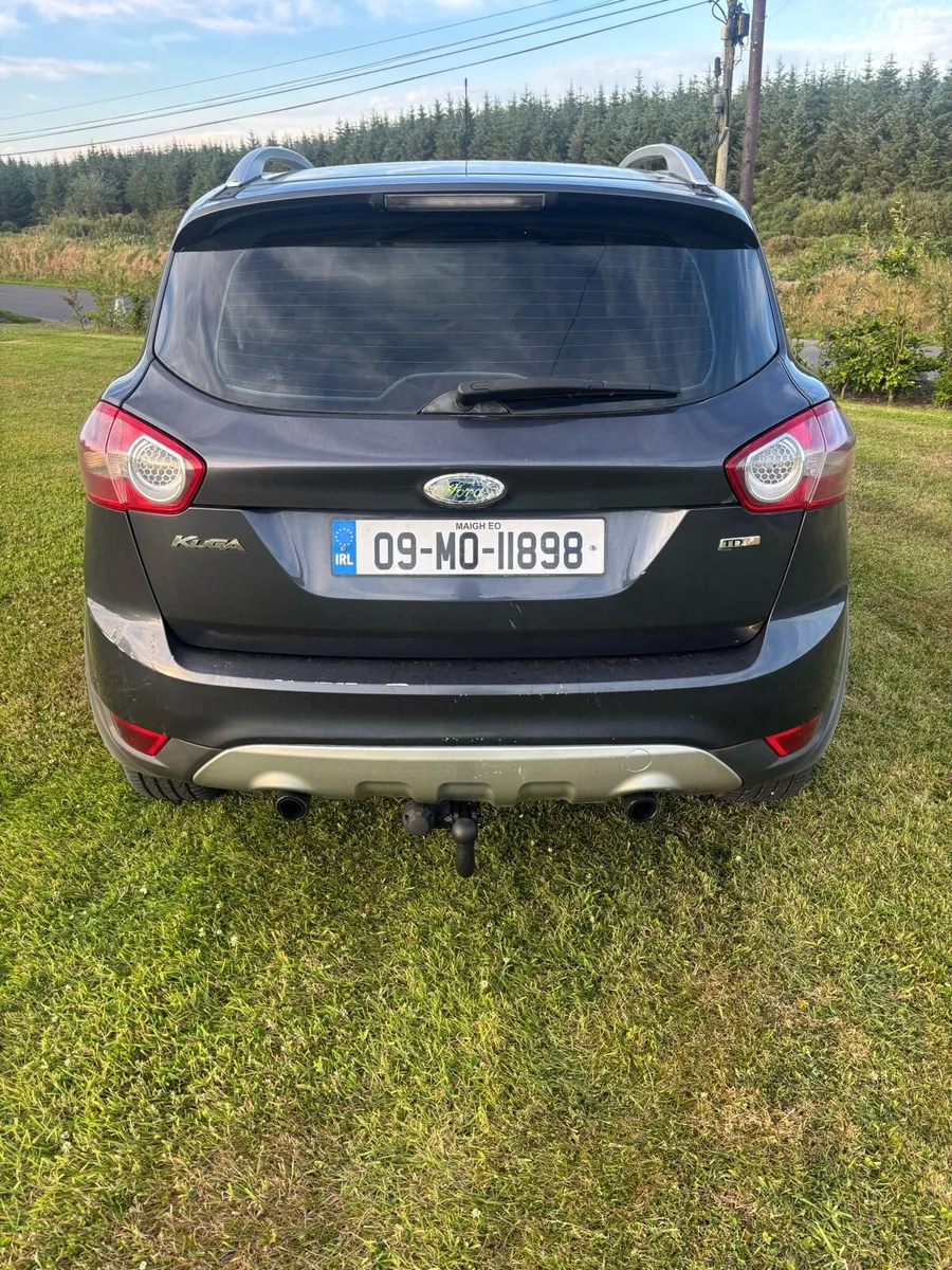 Ford kuga  AWD - Image 4