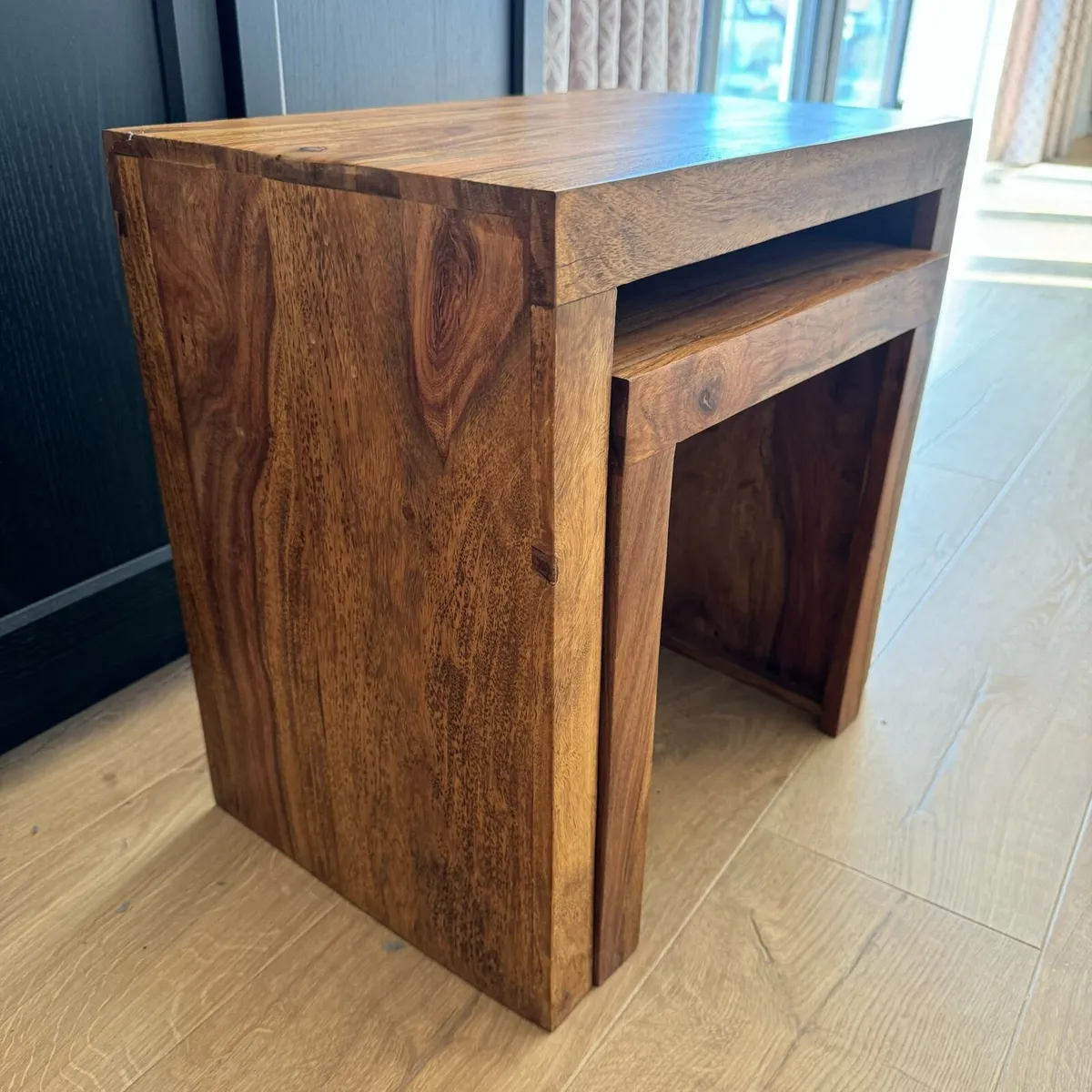 Nest of two tables - Image 3