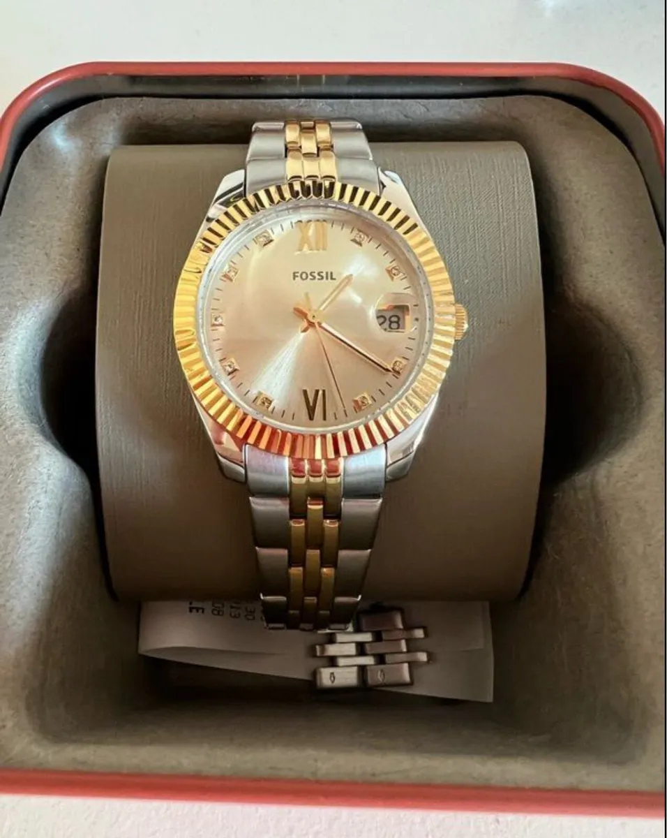 Fossil ladies watch - Image 1