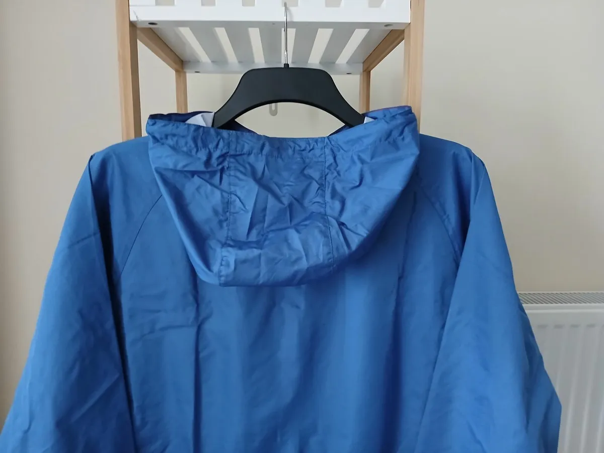 Blue Quiksilver Windbreaker - Image 4