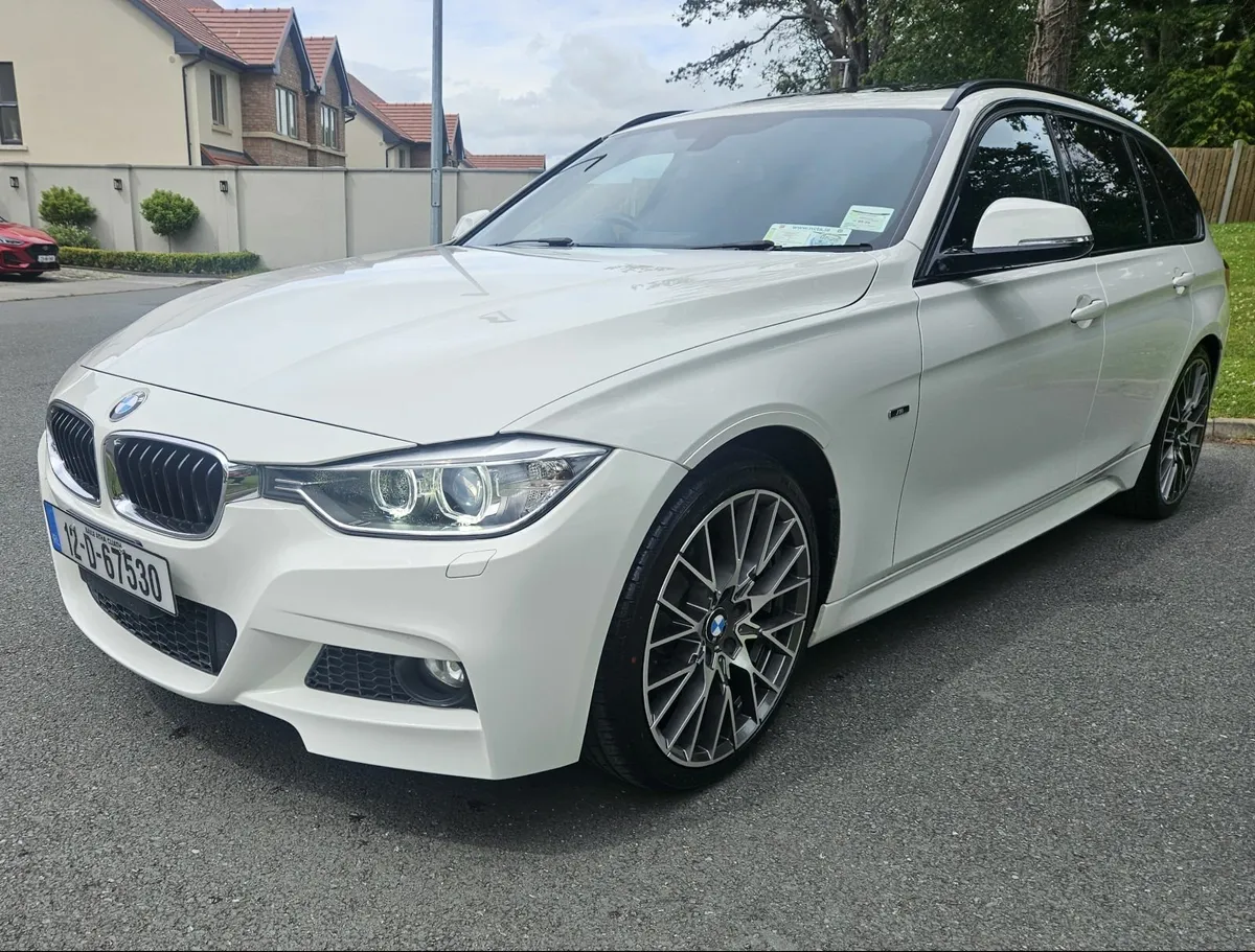 BMW 320d Touring  M-Sport F31 - Image 2