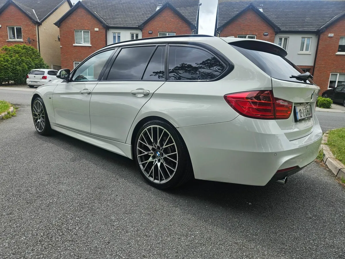 BMW 320d Touring  M-Sport F31 - Image 4