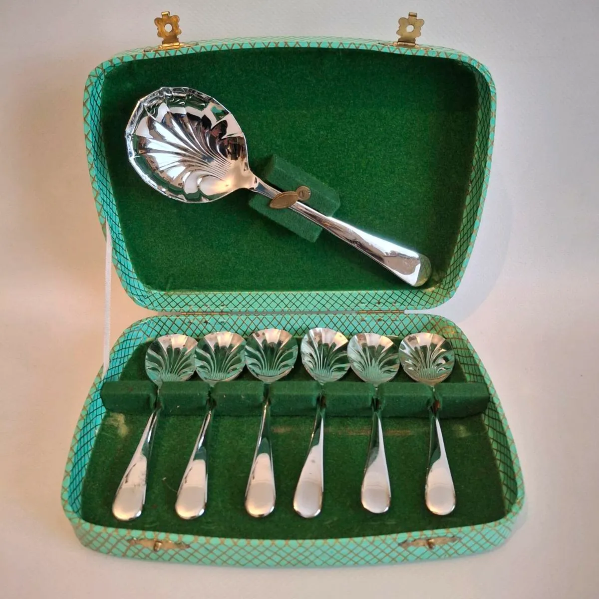 Chrome Plated Dessert Spoons - Image 1