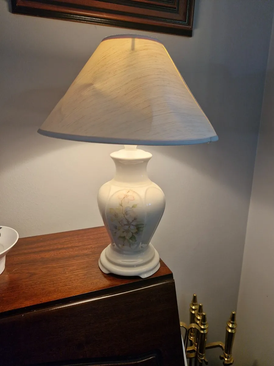 Bedside lamps - Image 1