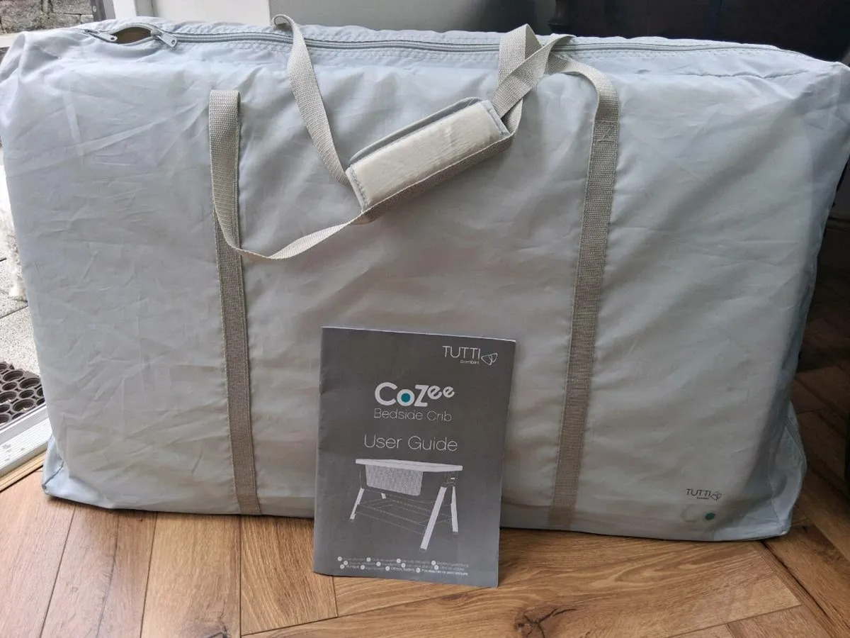 Tutti Bambini Cozee Bedside Crib - Image 2