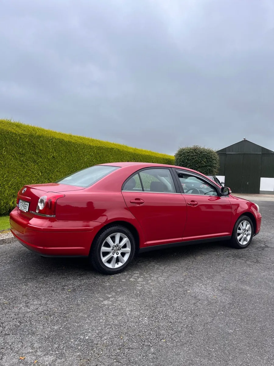 Toyota Avensis - Image 4