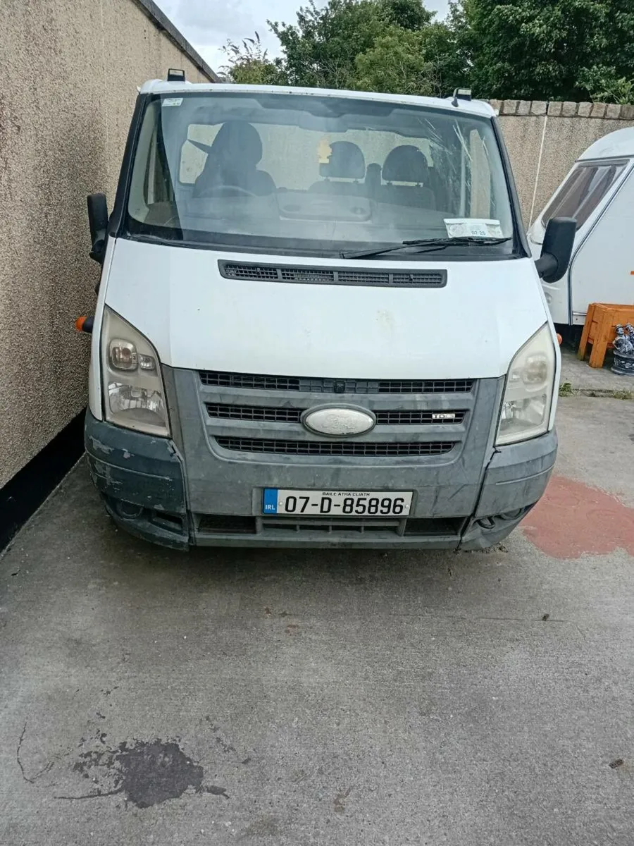 2007 ford transit cab and chassis 115T350 6spd - Image 3