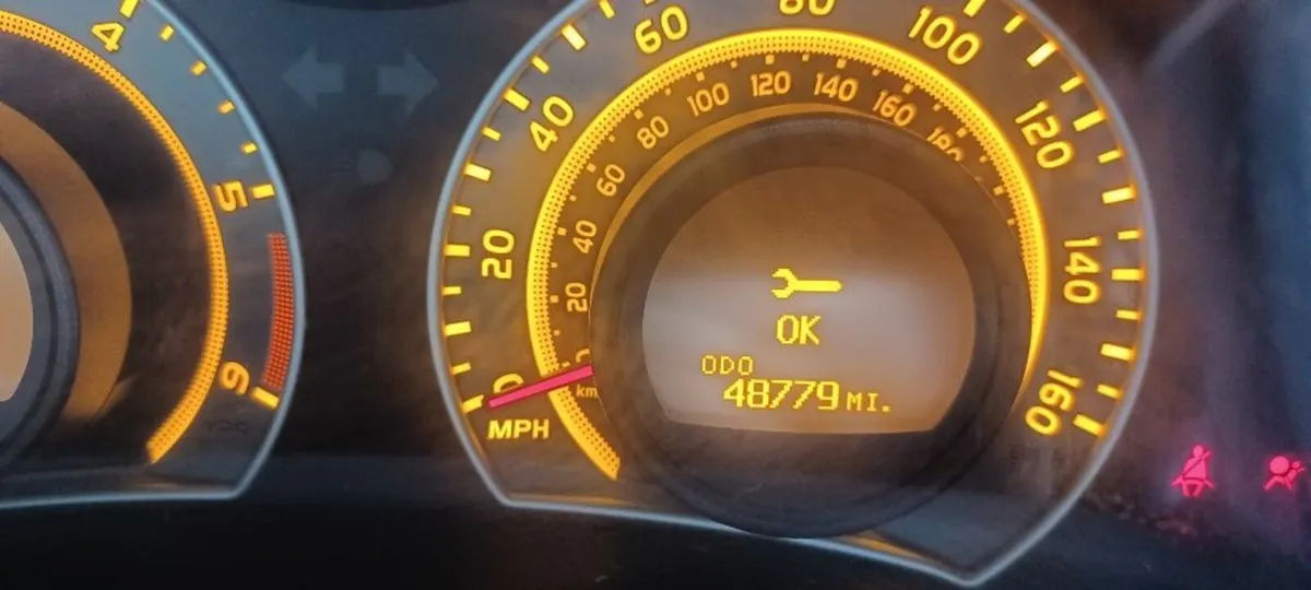 Toyota Auris 2009 - Image 4