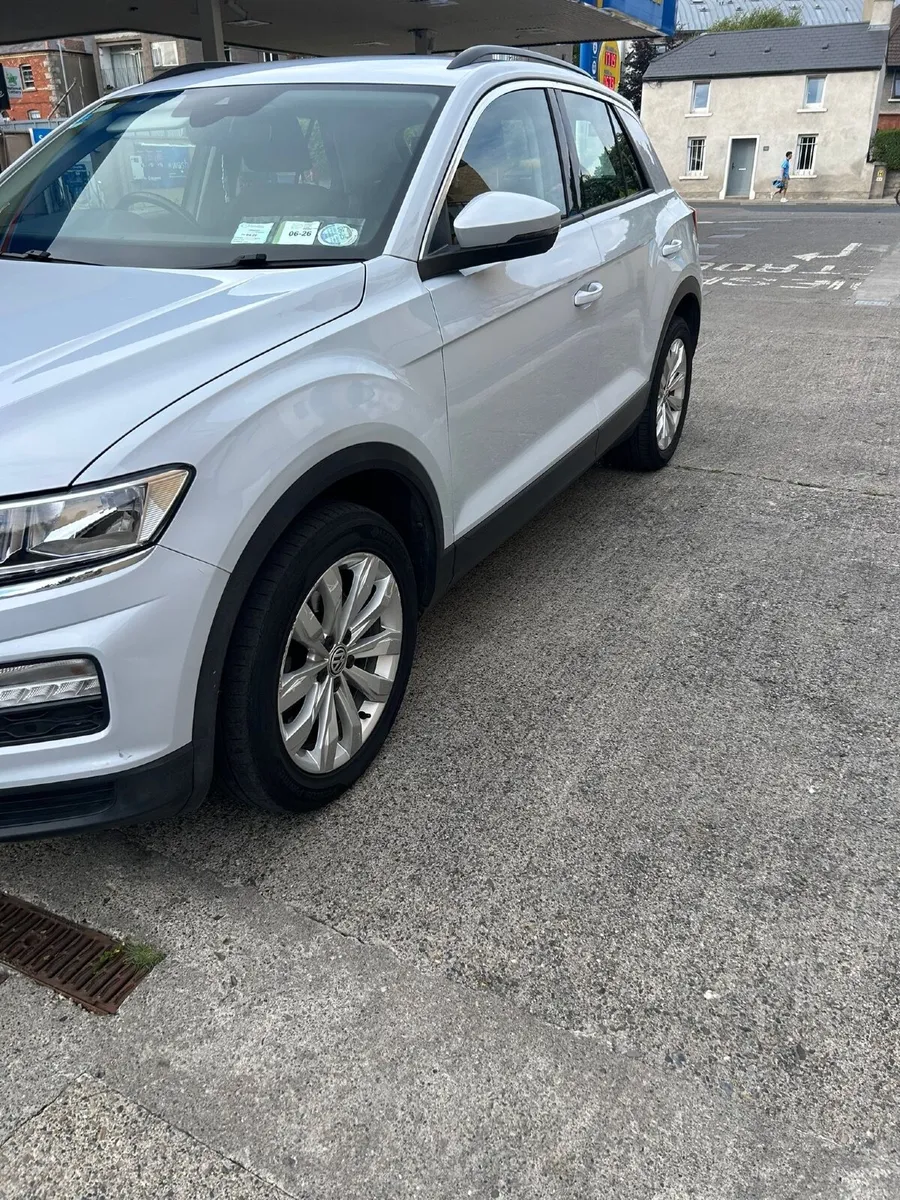 Volkswagen T-Roc 2018 - Image 3