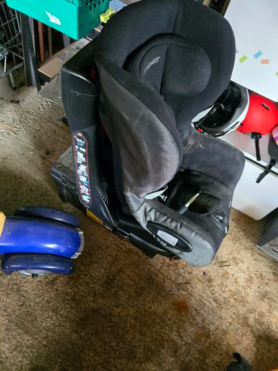 Garage Clearout - Image 4