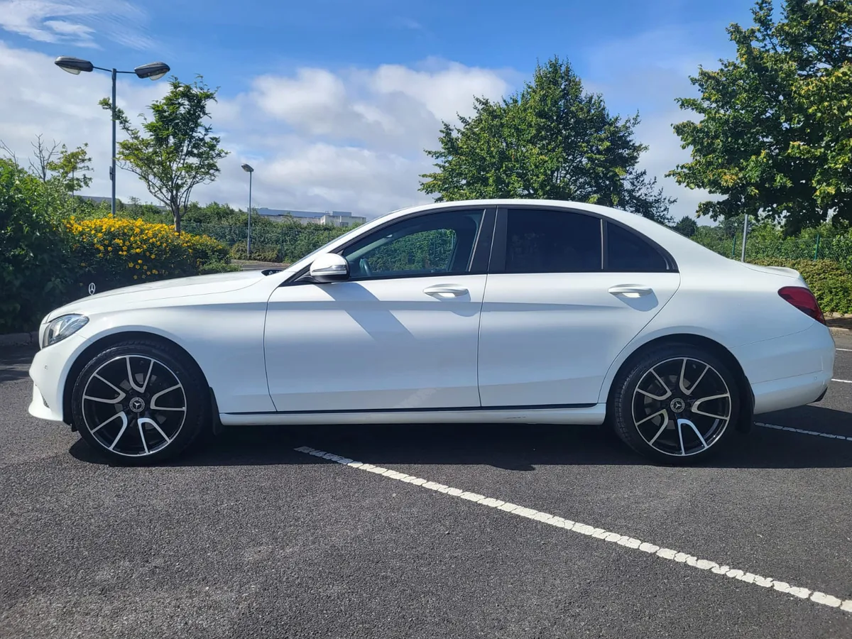 2019 MERCEDES BENZ C220 AUTO + AMG ALLOYS - Image 2
