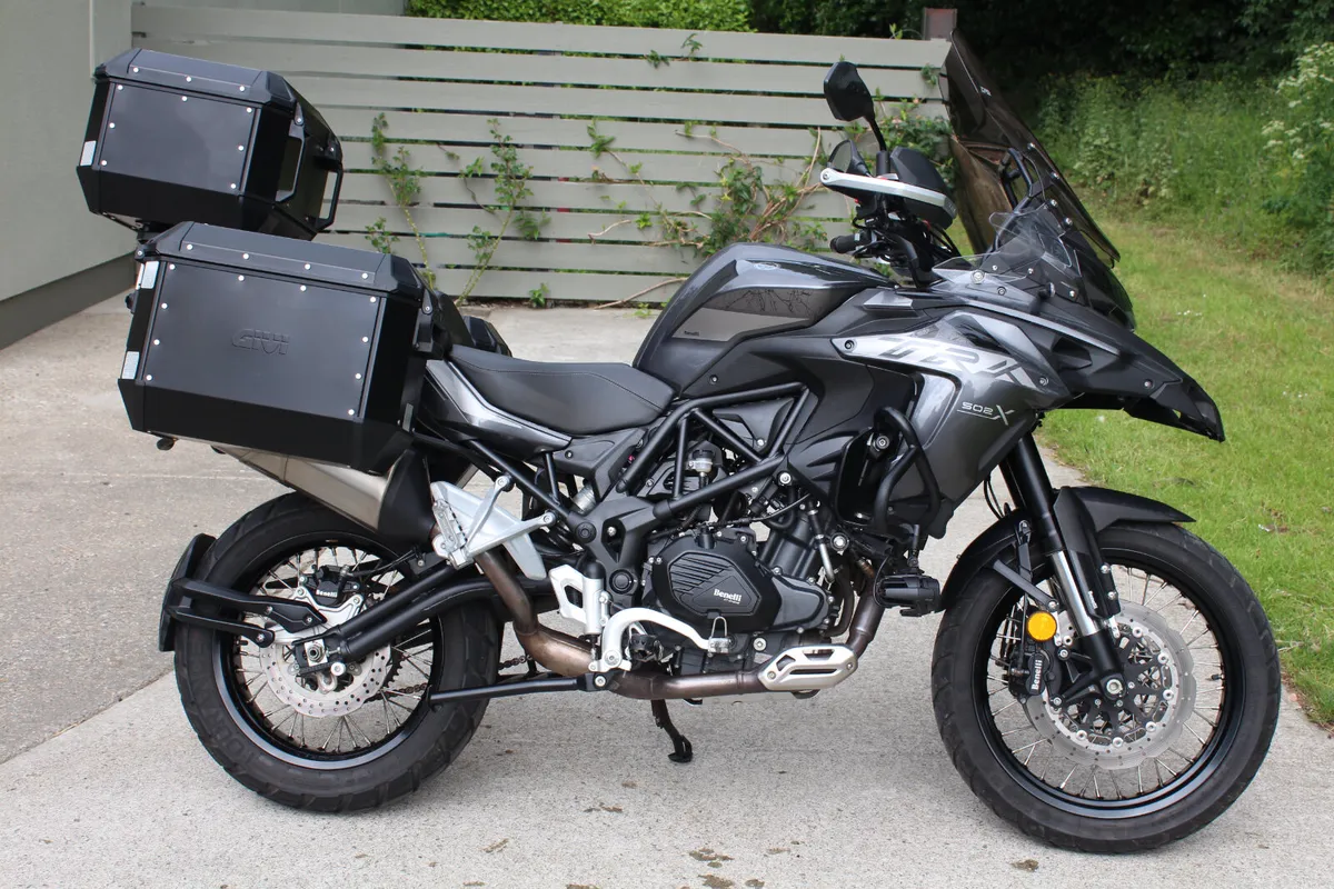 2022 Benelli 502X - Image 1