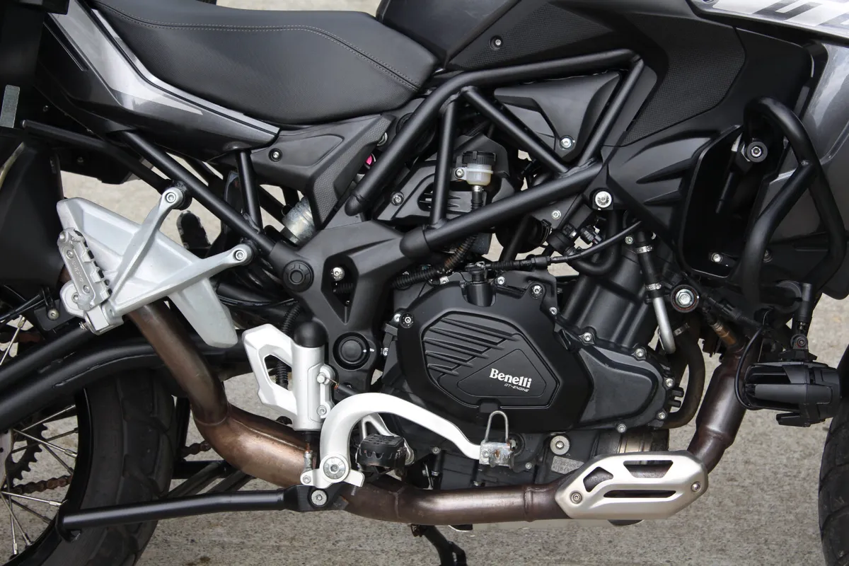 2022 Benelli 502X - Image 3