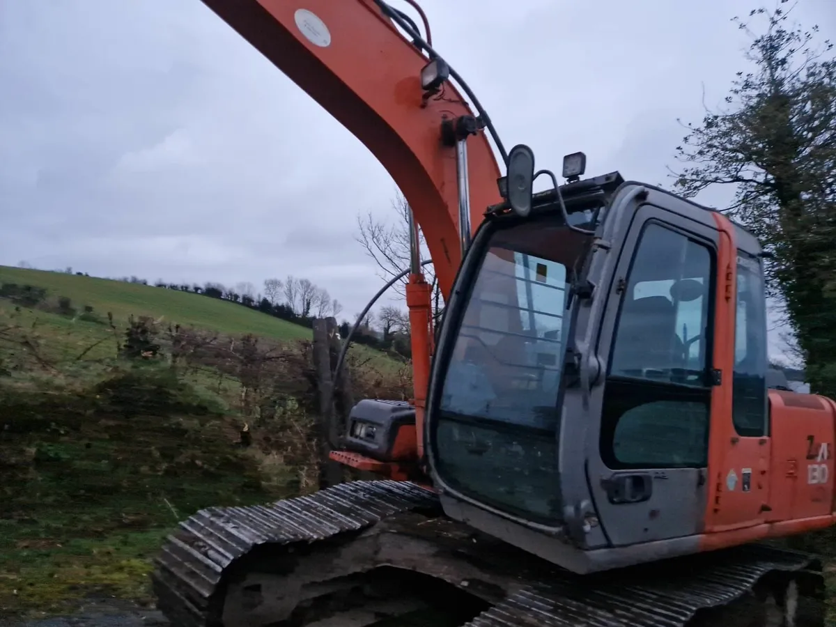 Hitachi ZX 130-1 - Image 2