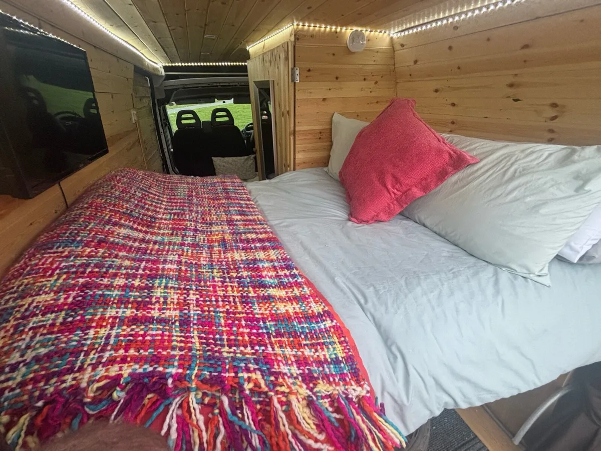 Camper - Image 4