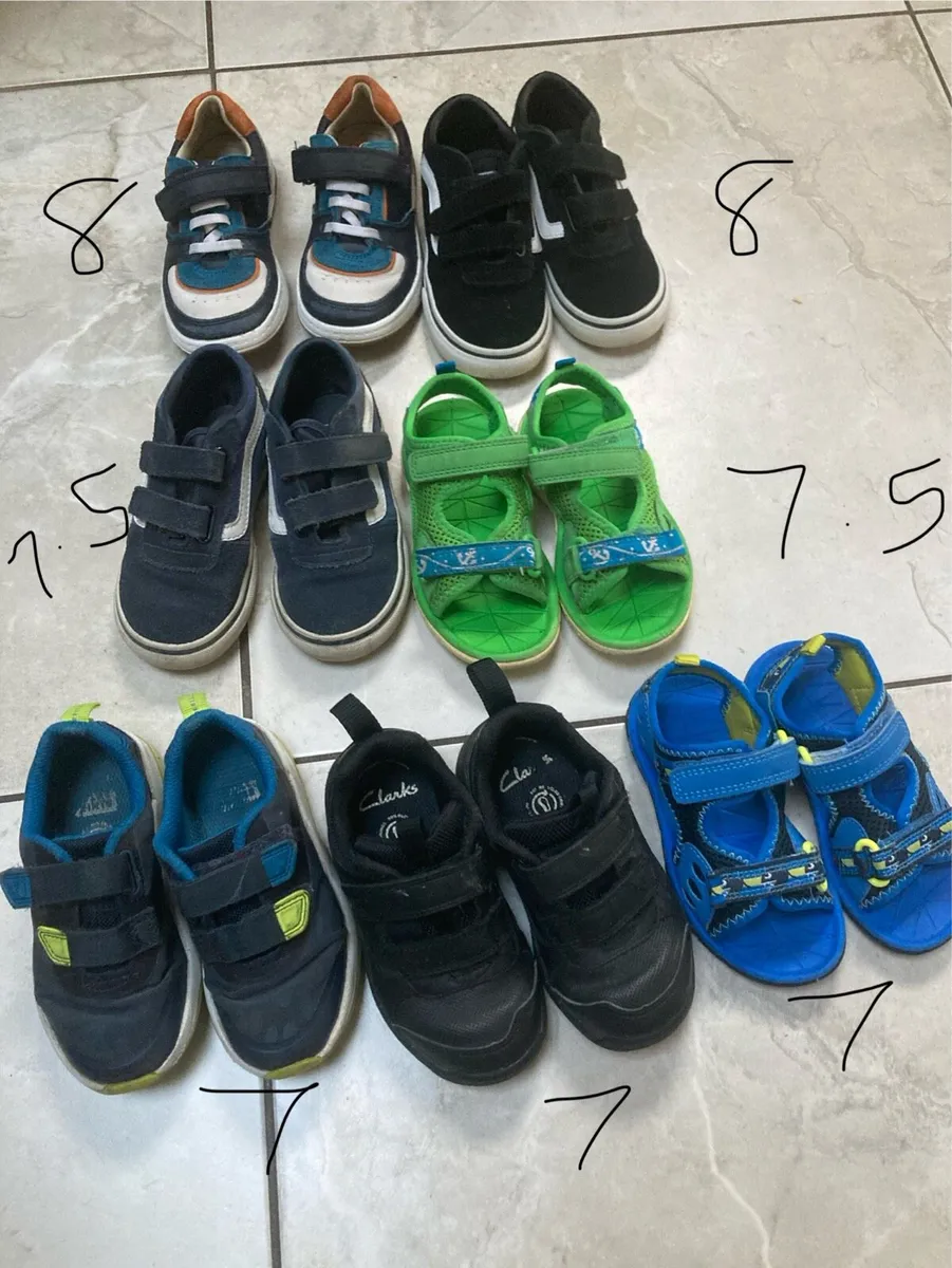 Toddler shoes bundle - Image 1