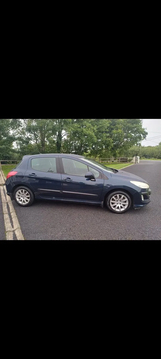 Peugeot 308 - Image 1
